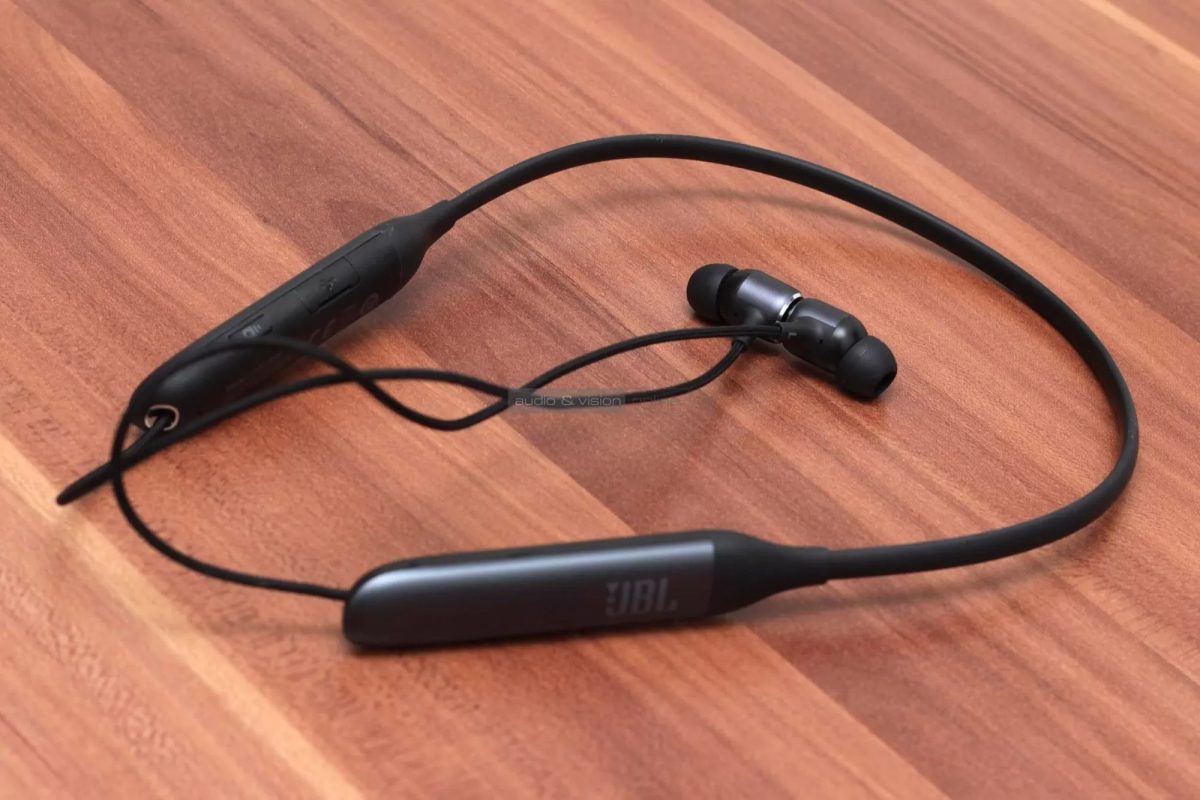 jbl live 220 bt - 9 - sarviran هندزفری بلوتوث جی بی ال مدل Live 220BT سرو ایران